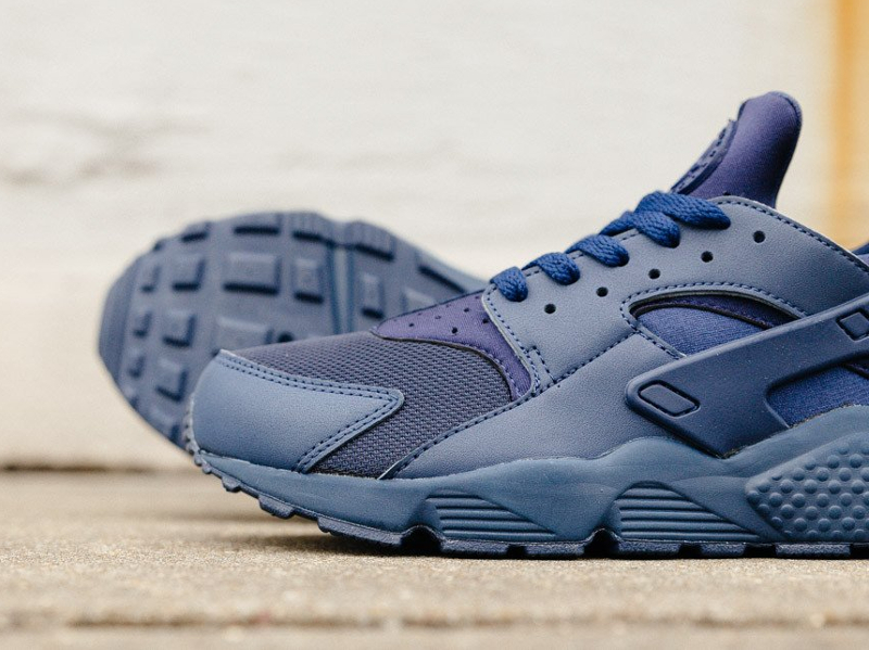 triple navy huaraches