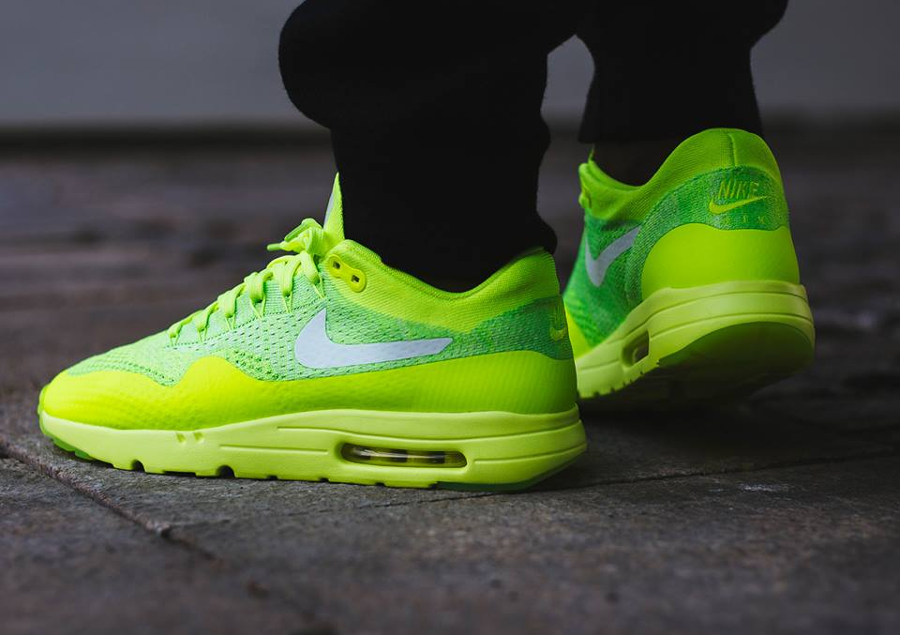 Nike Air Max 1 Ultra Flyknit Fluo (Volt White Electric Green) (1)