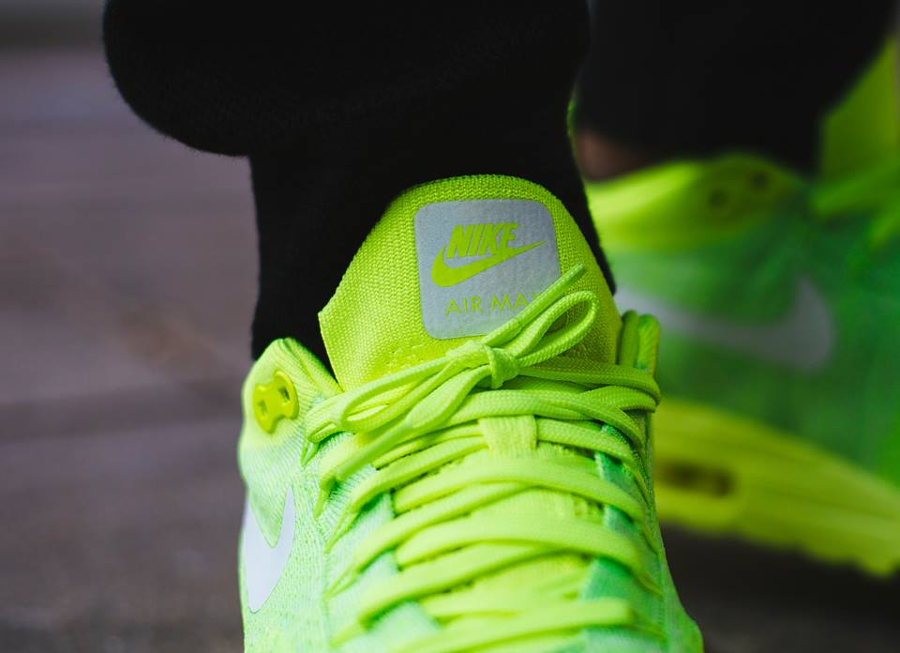 Nike Air Max 1 Ultra Flyknit Fluo (Volt White Electric Green) (3)