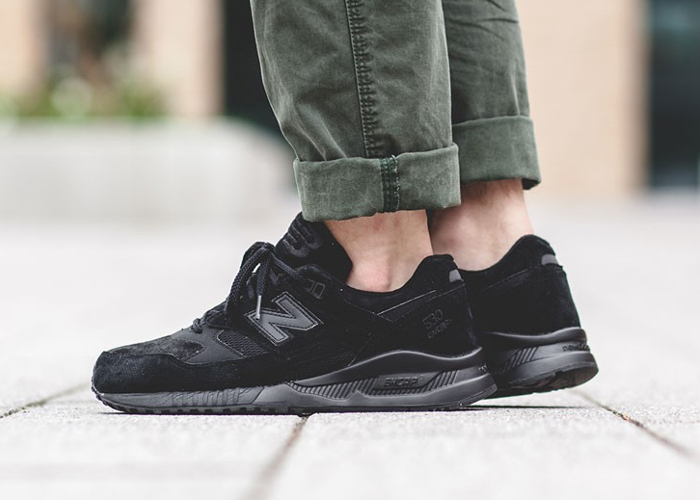 new balance 530 triple black