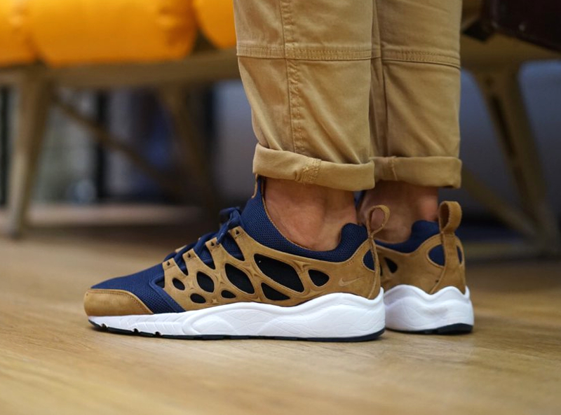 Nikelab air zoom chalapuka top