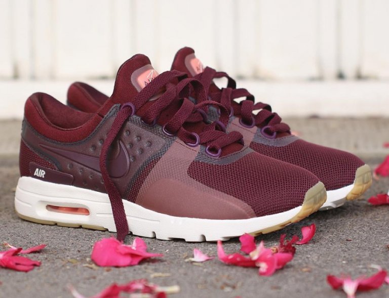 Nike Womens W Air Max Thea Mid NIGHT MAROONNIGHT MAROON 12 US >>> To view further for this item 