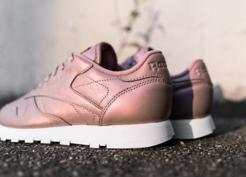 reebok classic pearlized rose gold