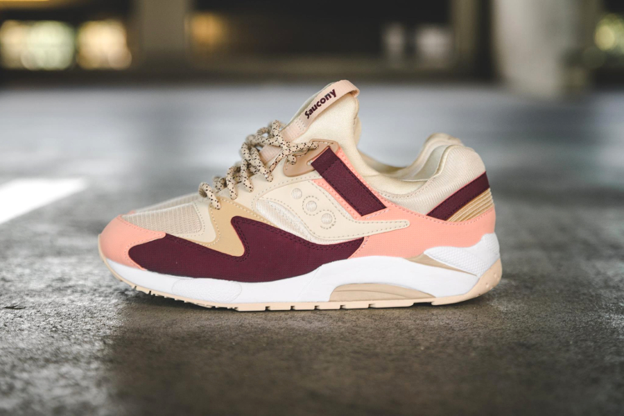 saucony grid 9000 cream