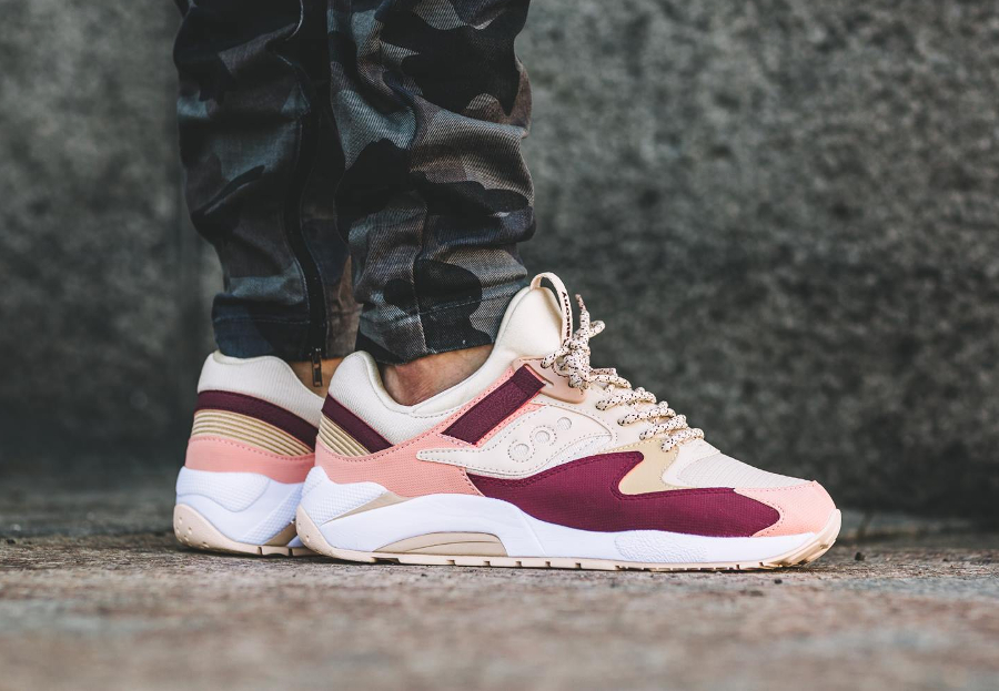 saucony grid 9000 cream red pink