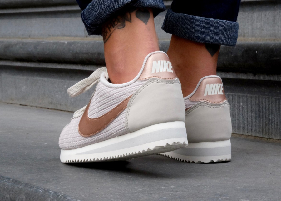 nike cortez metallic red bronze