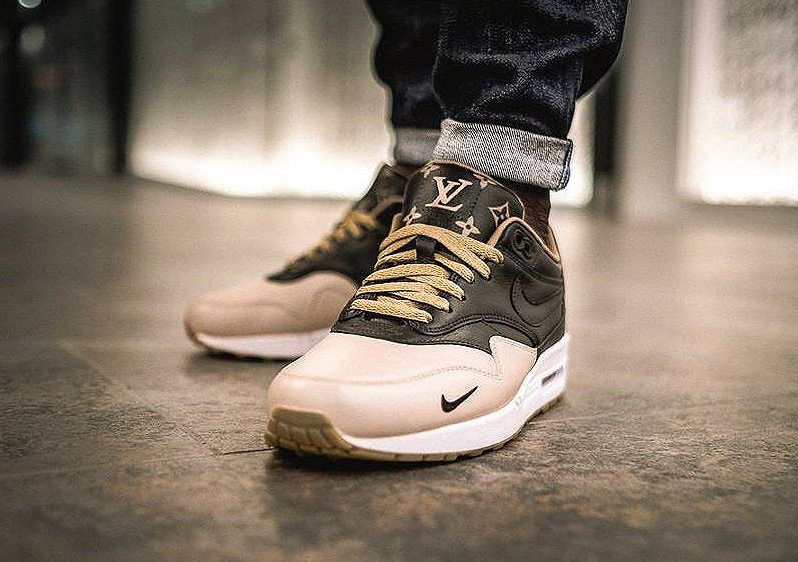 Louis Vuitton x Nike Air Max 1 &#39;Mini Swoosh&#39; | Sneakers-actus