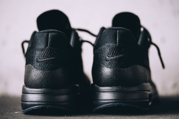 air max parisienne noir