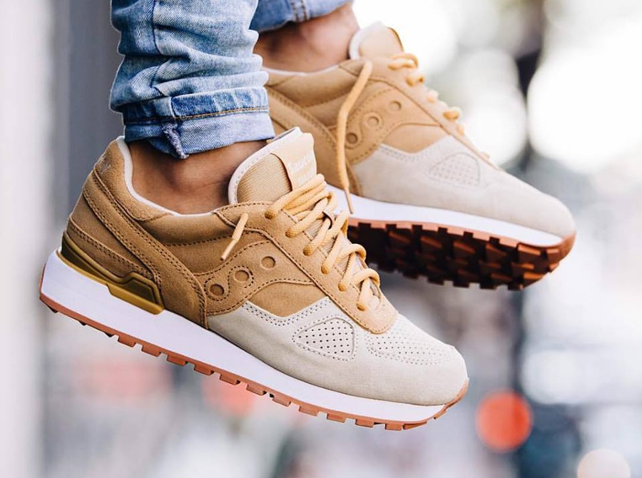 pink and tan saucony