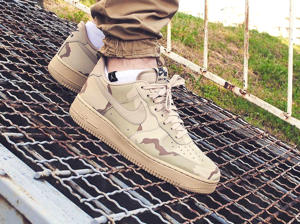 Nike Air Force 1 '07 LV8 Reflective Desert Camo Shoes - Size 11.5 - 204 Sand / Sand-Black