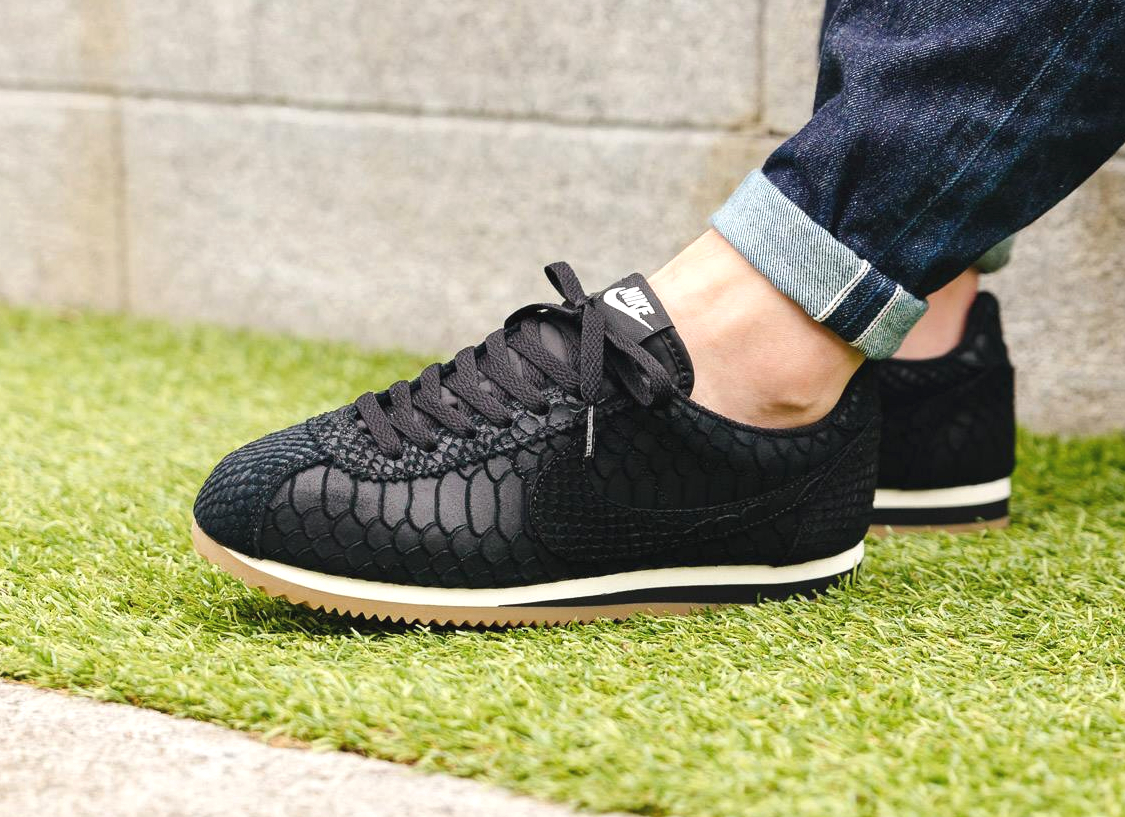 nike cortez python