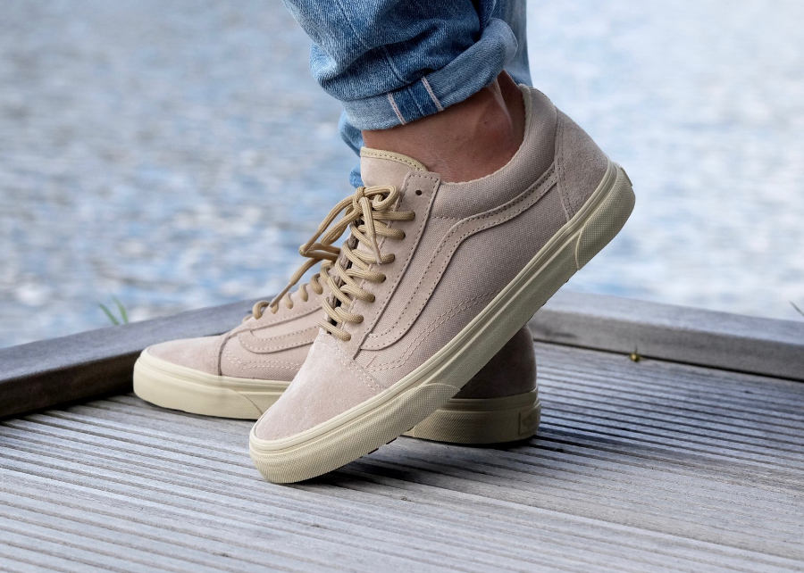 khaki old skool vans womens