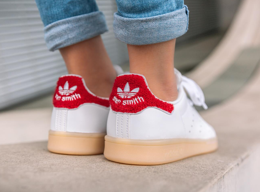 avis-basket-adidas-stan-smith-w-chenille-white-colegiate-red-femme-1