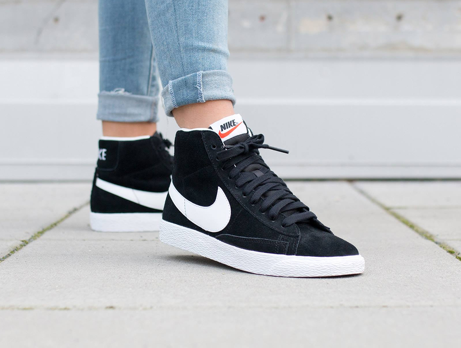 nike blazer mid