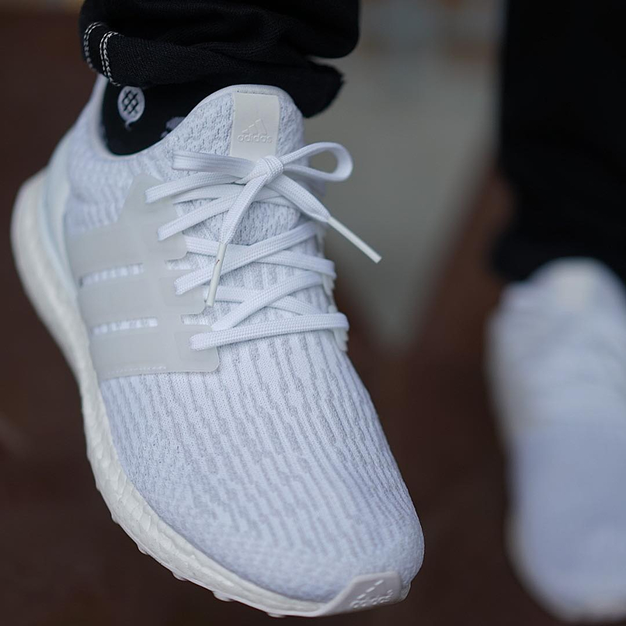 Chaussure Adidas Ultra Boost 3.0 Blanche Triple White (2)