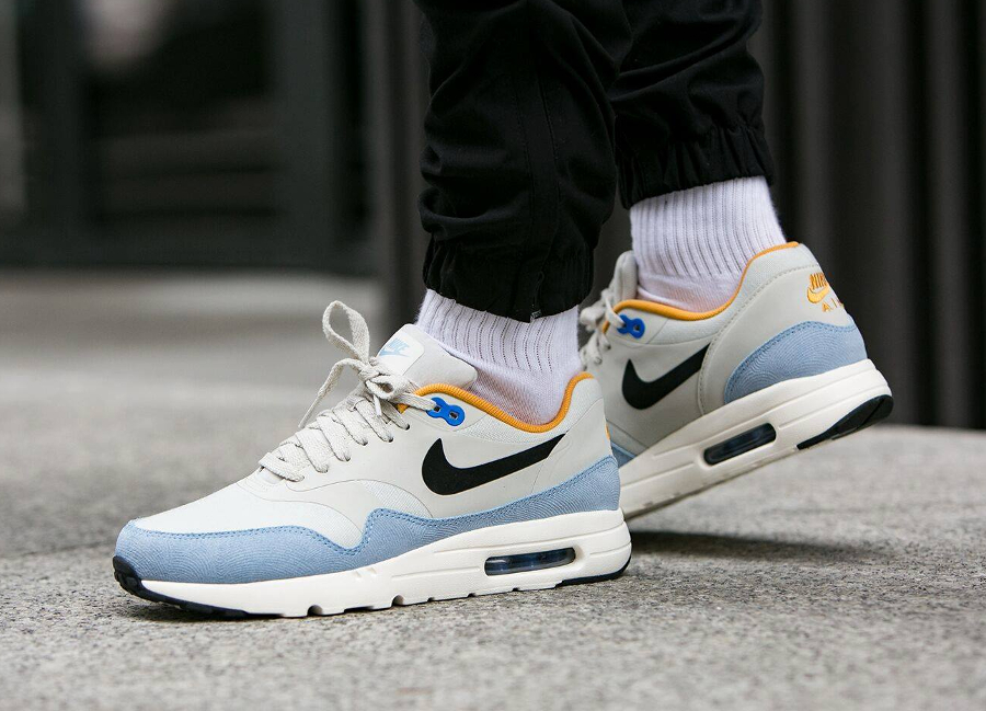 nike air max 1 essential beige light