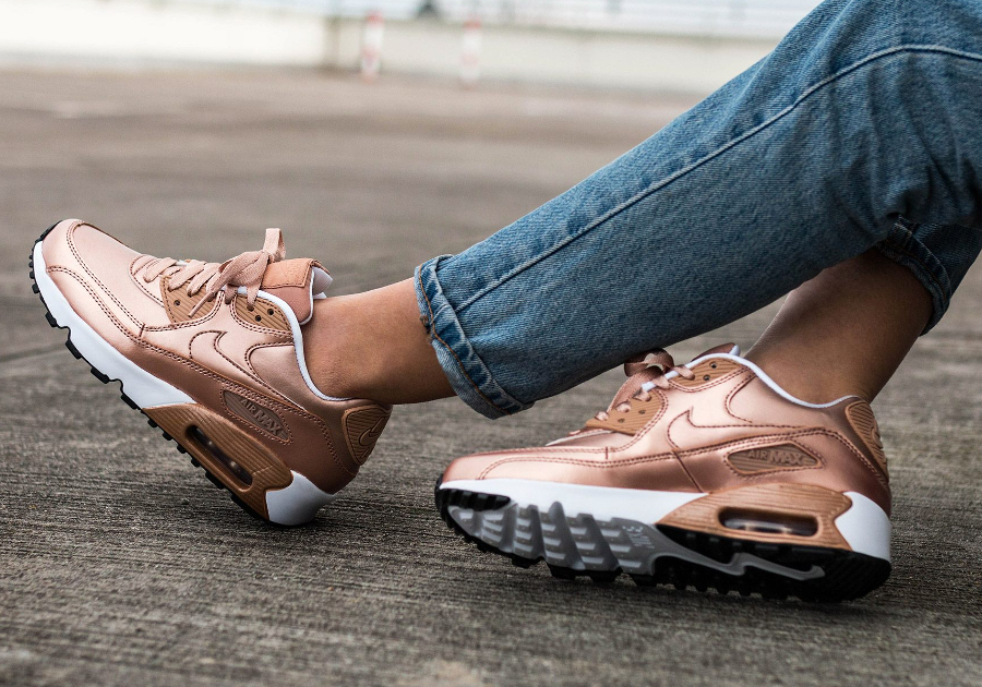 Nike Air Max 90 Leather SE Metallic Red Bronze Rose Gold femme