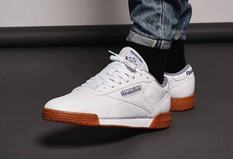 reebok classic semelle gomme