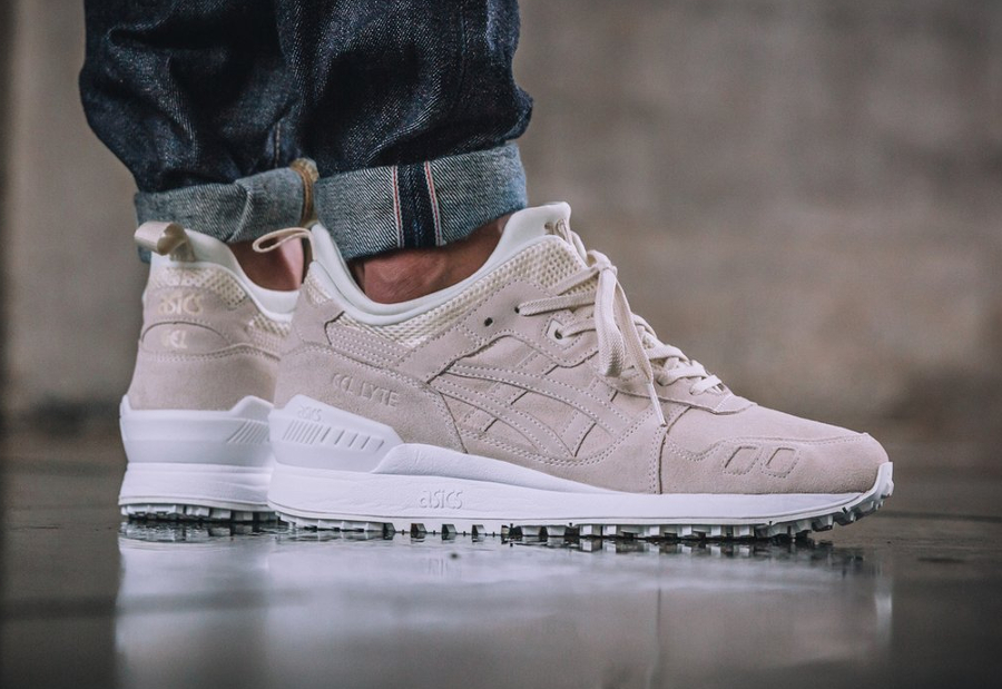 asics blanche et rose homme