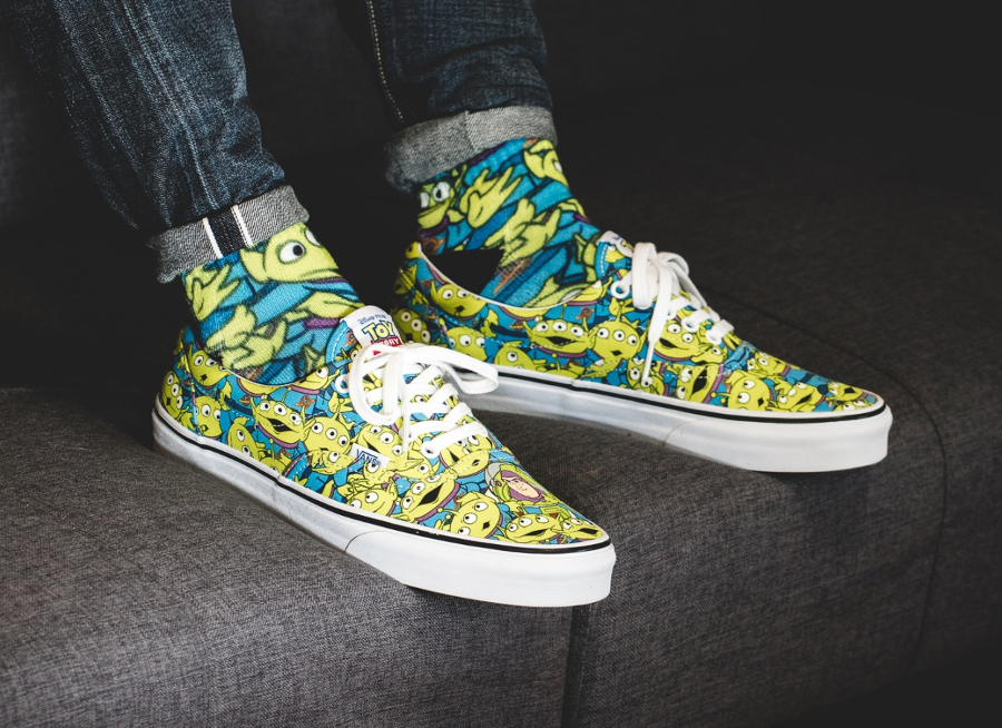 vans x toy story aliens era shoes