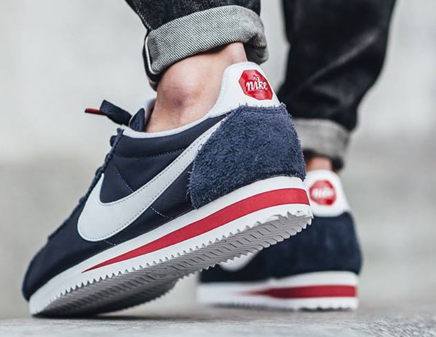 nike cortez navy red