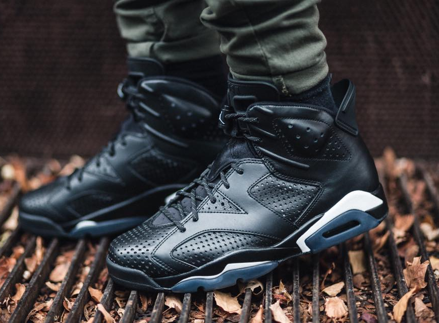 Jordan 6 on sale triple black