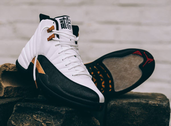Chaussure Air Jordan 12 Retro Taxi CNY Chinese New Year (1)