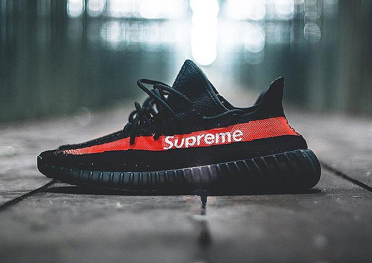 yeezy 350 v2 supreme