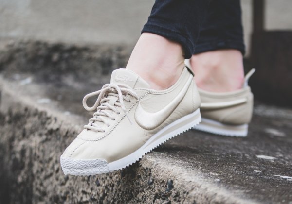 Nike Cortez '72 'Oatmeal Ivory' femme