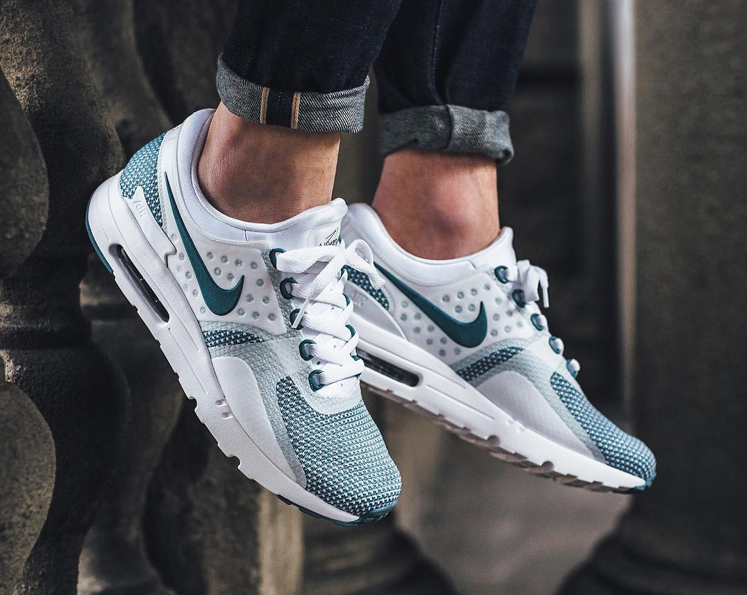 air max zero smokey blue