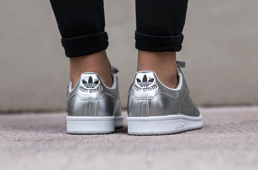 stan smith metallic silver