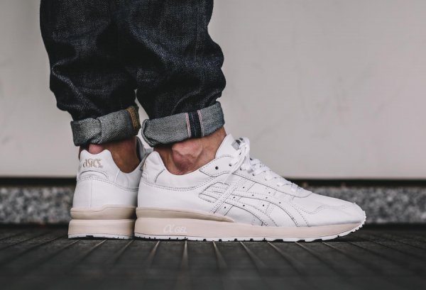 Basket Asics GT II White Leather homme (1)