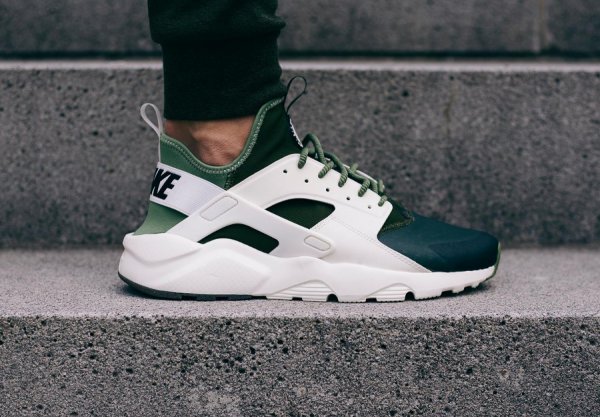 Basket Nike Air Huarache Ultra SE Palm Green vert (1)