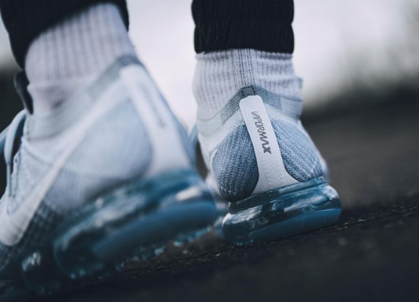 vapormax requin blanche