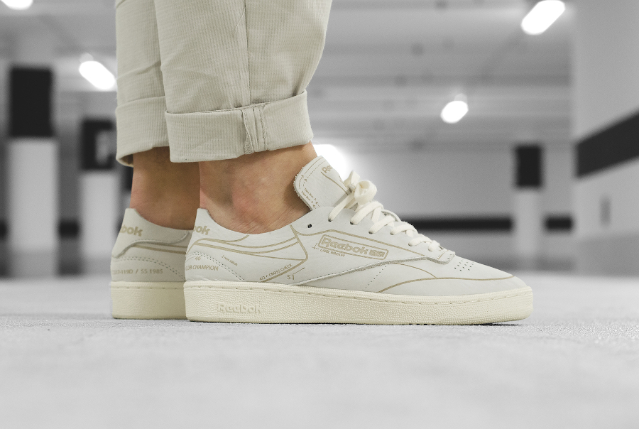 reebok blanc cassé