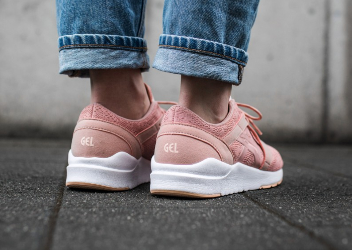 asics gel lyte peach beige