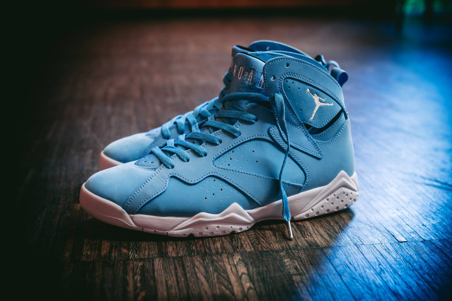 nike air jordan 7 retro pantone