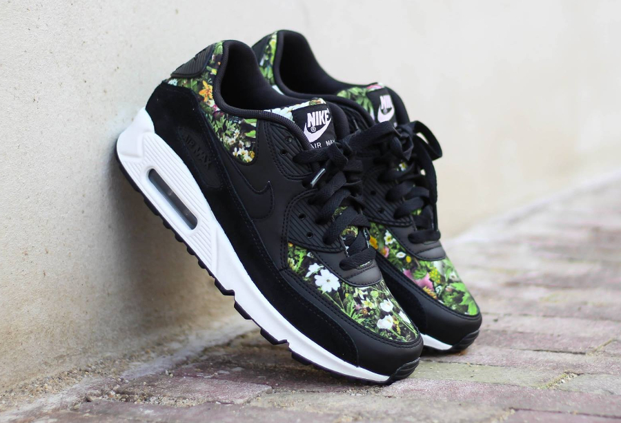 Chaussure Nike Air Max 90 PRM Femme Floral Spring Garden Black femme (1)