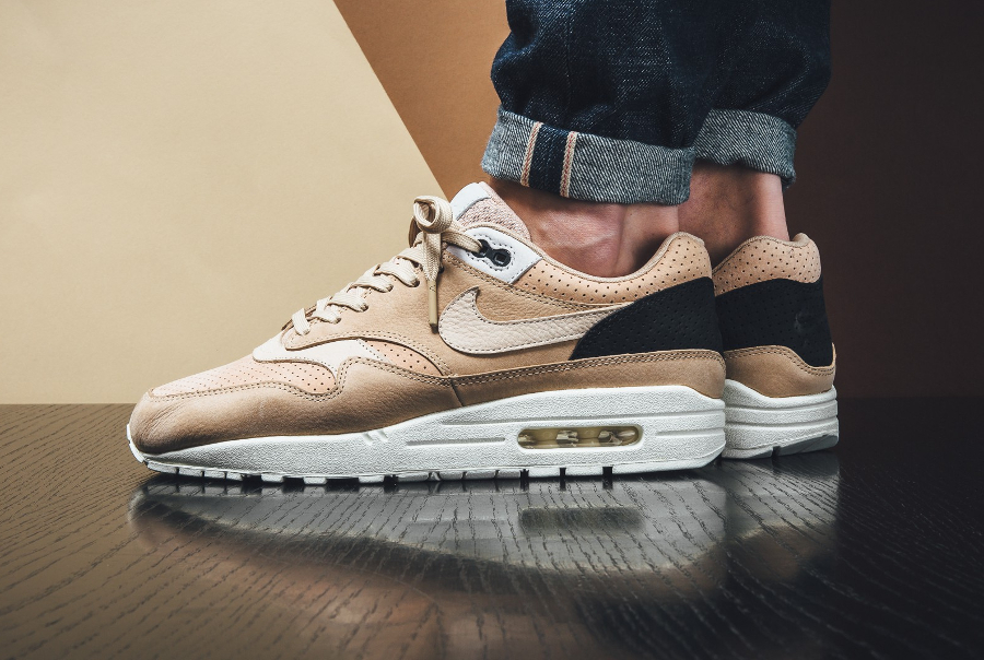 air max pinnacle beige