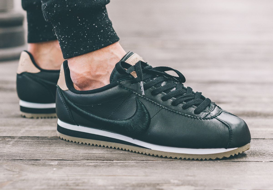 Nike Cortez Leather Premium Black Embroidered Swoosh pas cher