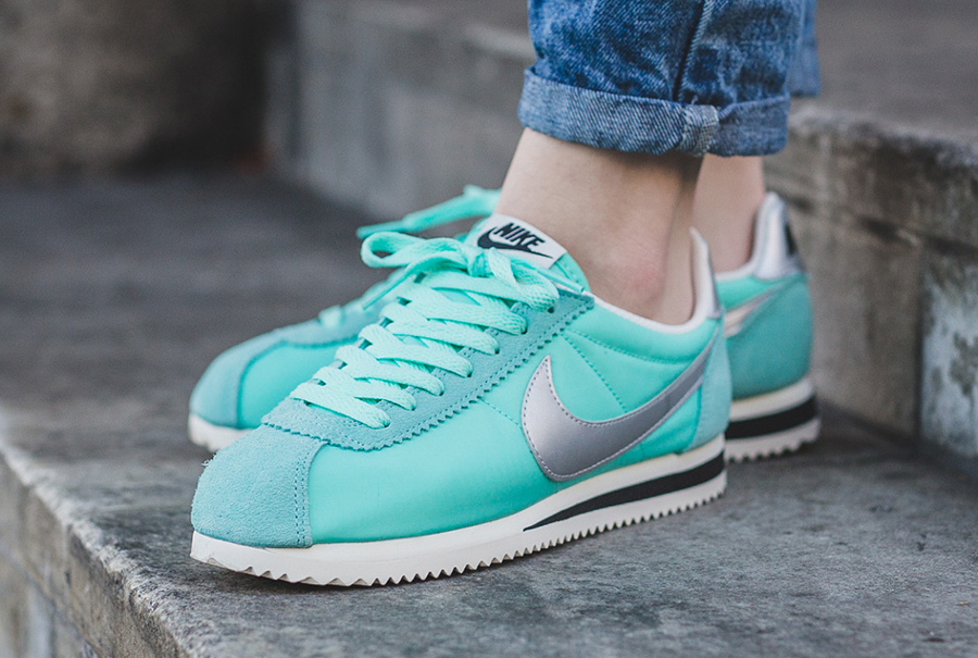 Nike Wmns Classic Cortez Nylon Tropical Twist pas cher (femme)