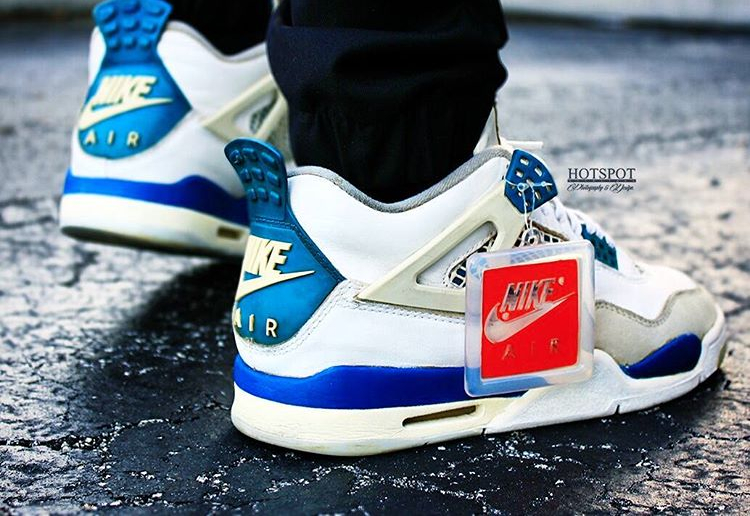 og military blue 4s