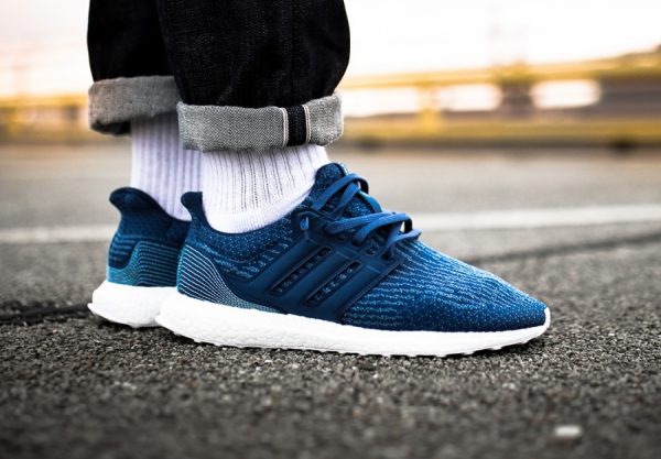 ultra boost bleu marine