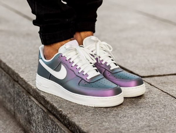Chaussure Nike Air Force 1 Low '07 LV8 Iridescent Iced Lilac