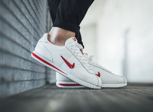nike cortez argent