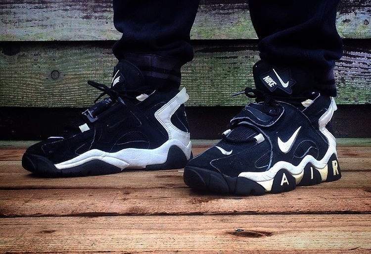 nike air barrage 1995