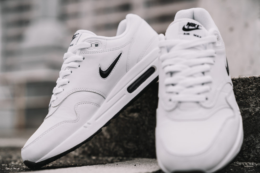 air max blanche diamant