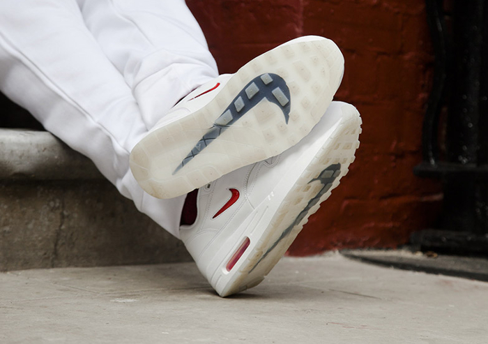 air max 1 jewel ruby red