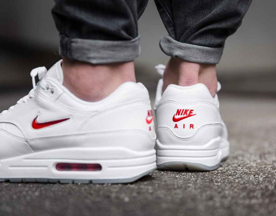 nike air max 1 jewel rouge