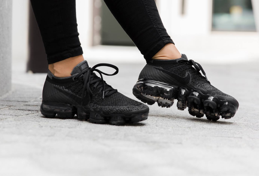 vapormax noire